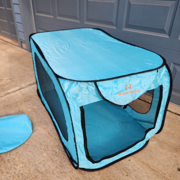 BarkBrite XL Collapsible Dog Kennel - Picture 2 of 5